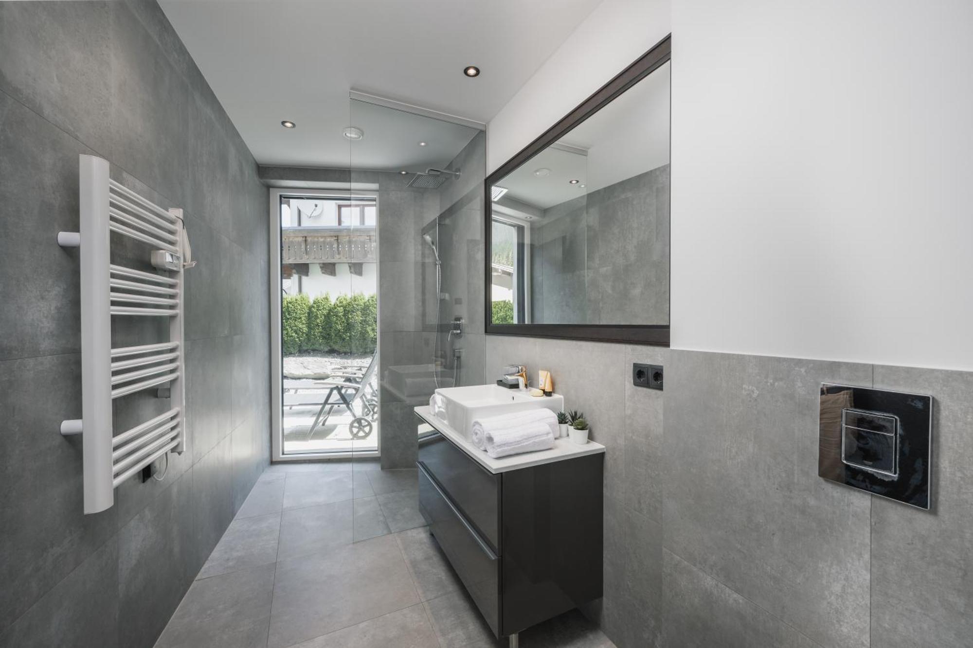 Charmantes In Der Residenz Silvretta - Inklusive Silvretta Card Premium Apartment